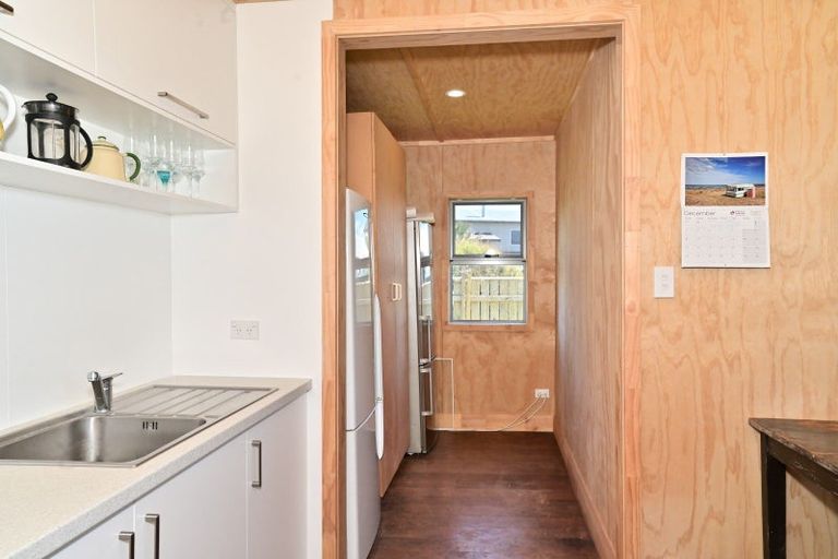 Photo of property in 176 Mahia East Coast Road, Mahia, 4198