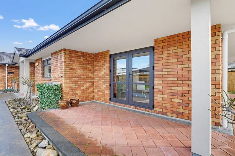 Photo of property in 5 Gilligan Close, College Estate, Whanganui, 4500