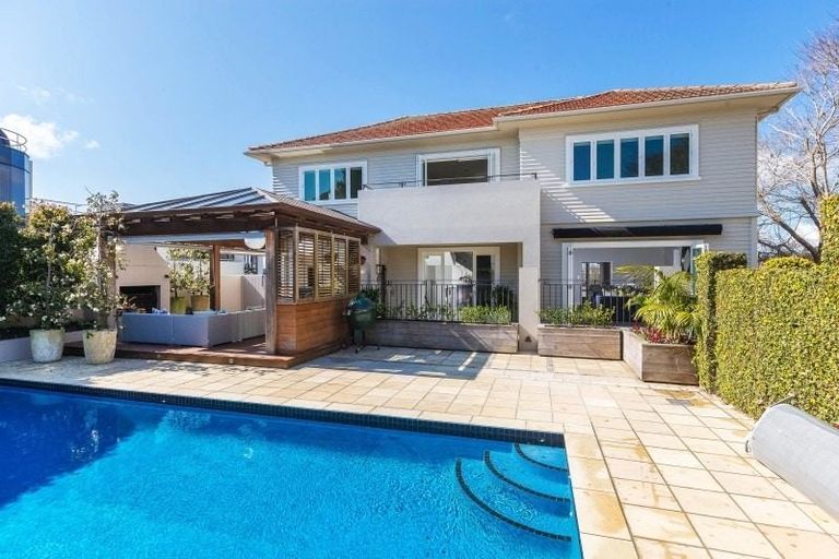 Photo of property in 155 Victoria Avenue, Remuera, Auckland, 1050