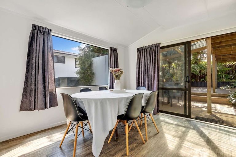 Photo of property in 28 Petrie Street, Pomare, Rotorua, 3015