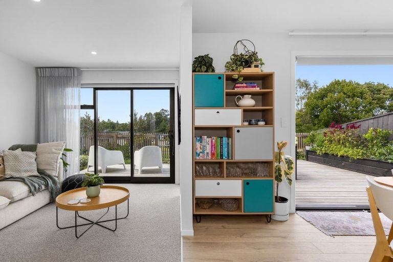 Photo of property in 1b Fairburn Place, Leamington, Cambridge, 3432