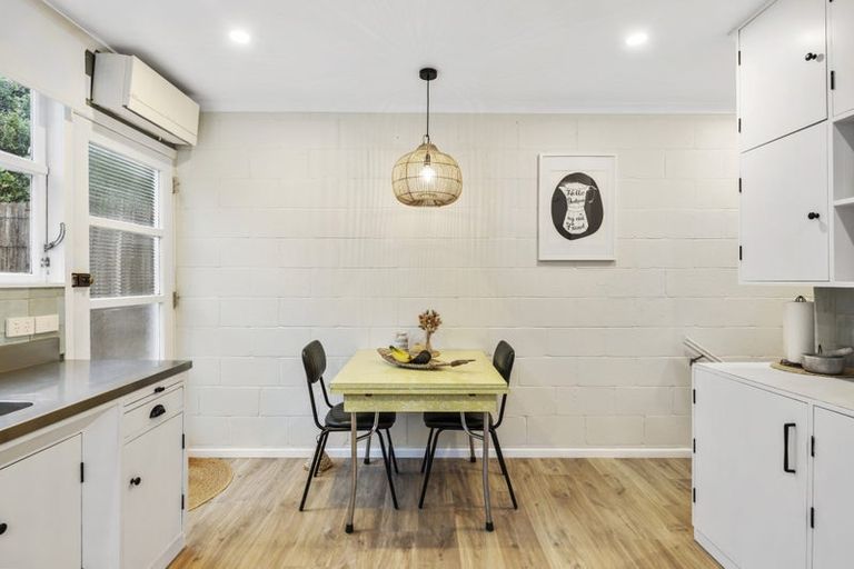 Photo of property in 22 Duppa Street, Berhampore, Wellington, 6023