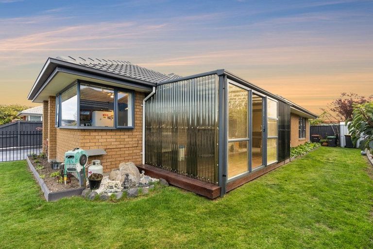 Photo of property in 1/54 Bella Rosa Drive, Hei Hei, Christchurch, 8042