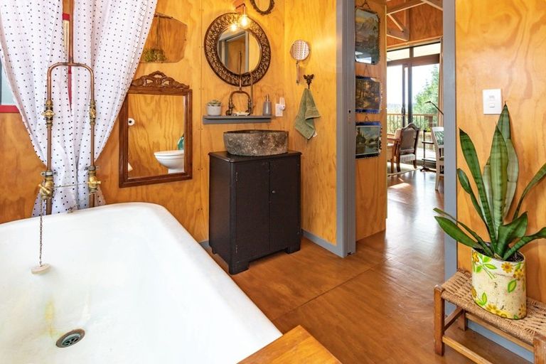 Photo of property in 399c Tairua Whitianga Road, Whenuakite, Whitianga, 3591