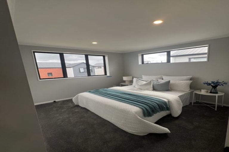 Photo of property in 2/3 Sundown Crescent, Melville, Hamilton, 3206