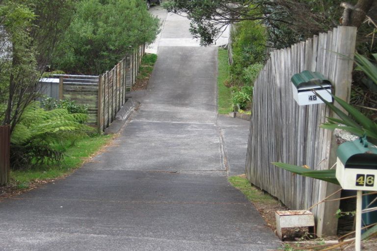 Photo of property in 2/46 Glencourt Place, Glenfield, Auckland, 0629