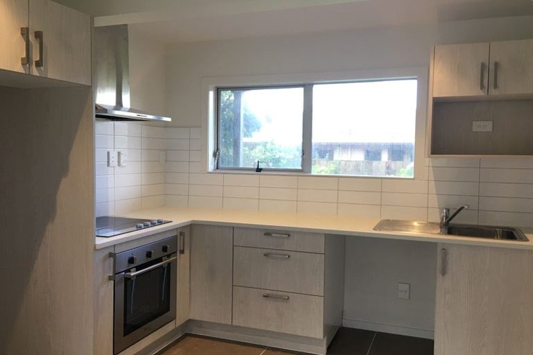 Photo of property in 114 Oaktree Avenue, Browns Bay, Auckland, 0630