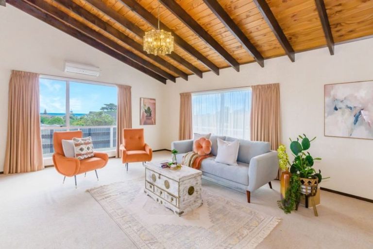 Photo of property in 68 Dixie Street, Te Horo Beach, Otaki, 5581