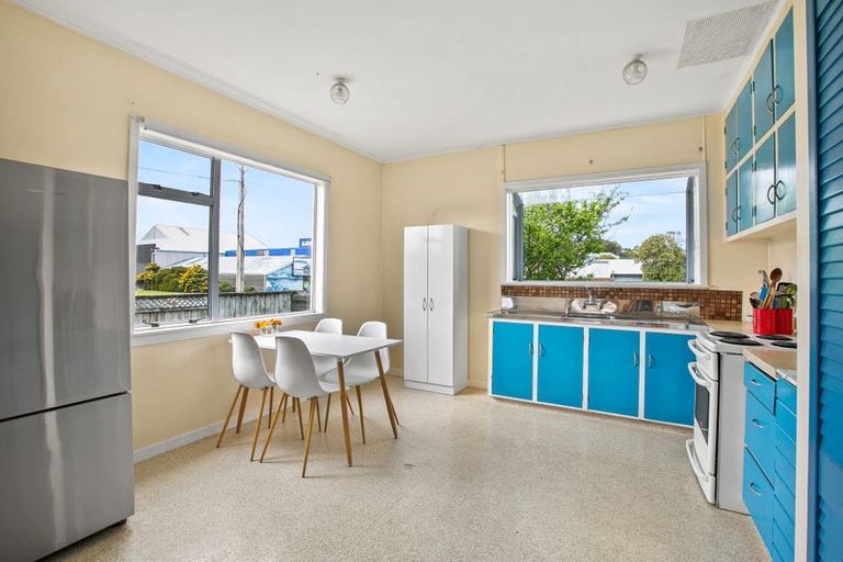 Photo of property in 36 Beach Street, Fitzroy, New Plymouth, 4312