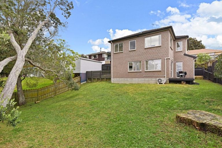Photo of property in 58 Blanes Road, Weymouth, Auckland, 2103