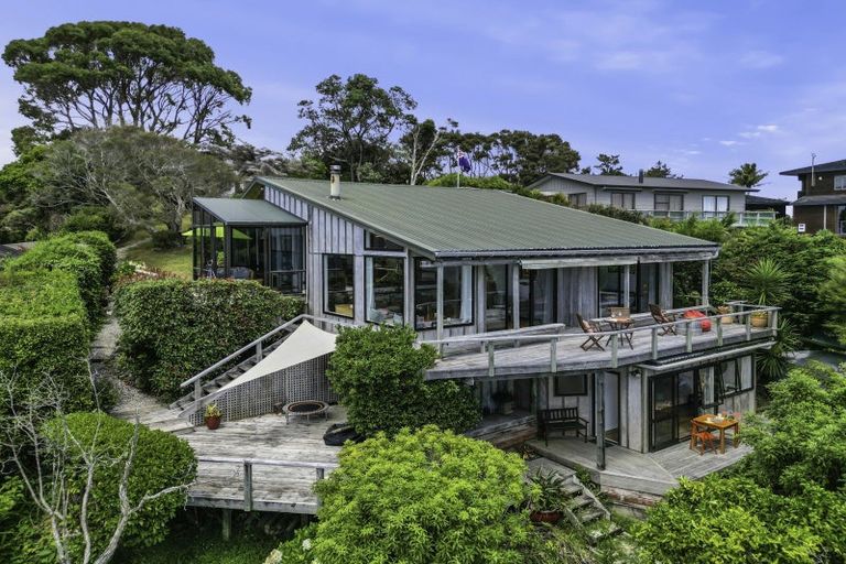 Photo of property in 200 Te Wahapu Road, Russell, 0272