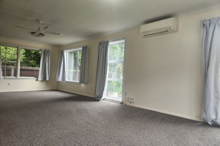 Photo of property in 1/250 Waimairi Road, Ilam, Christchurch, 8041