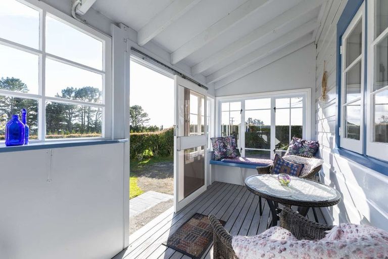 Photo of property in 198 Ackworth Road, Lepperton, New Plymouth, 4373