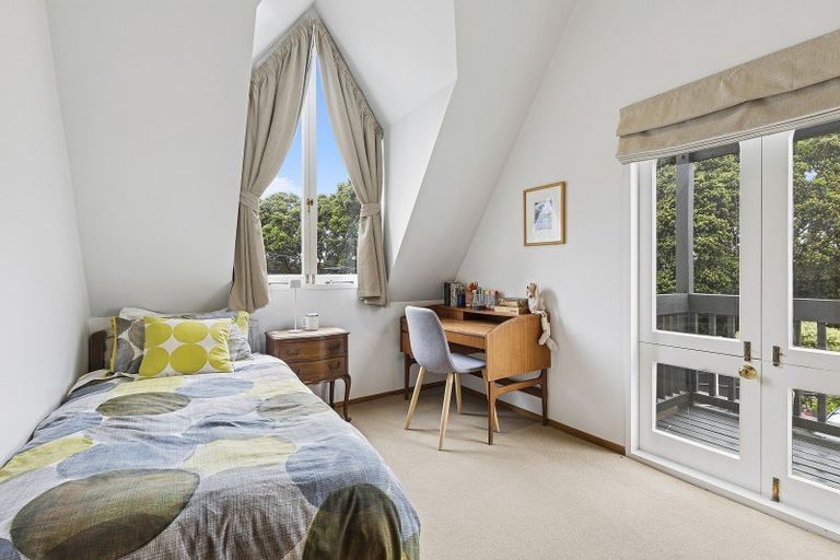 Photo of property in 1/1 Cottleville Terrace, Thorndon, Wellington, 6011