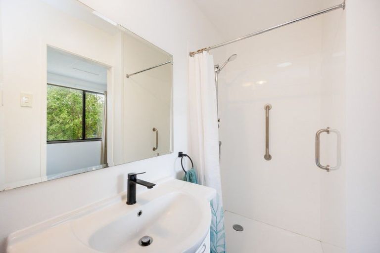 Photo of property in 24 Fraser Drive, Feilding, 4702