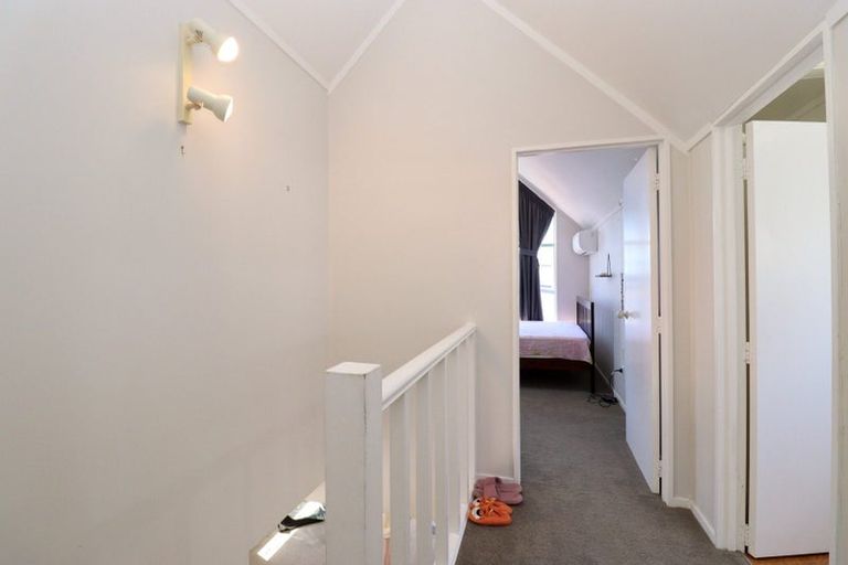Photo of property in 21b William Avenue, Greenlane, Auckland, 1061