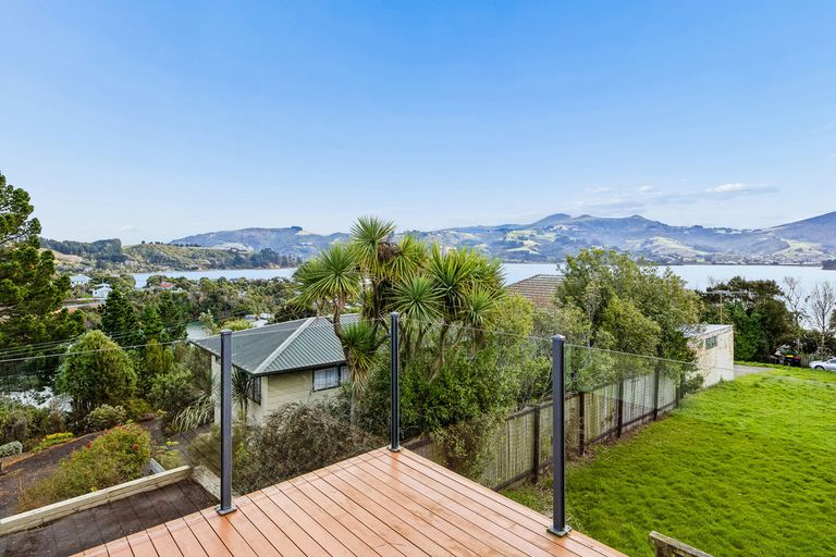 Photo of property in 30 Oxley Crescent, Broad Bay, Dunedin, 9014