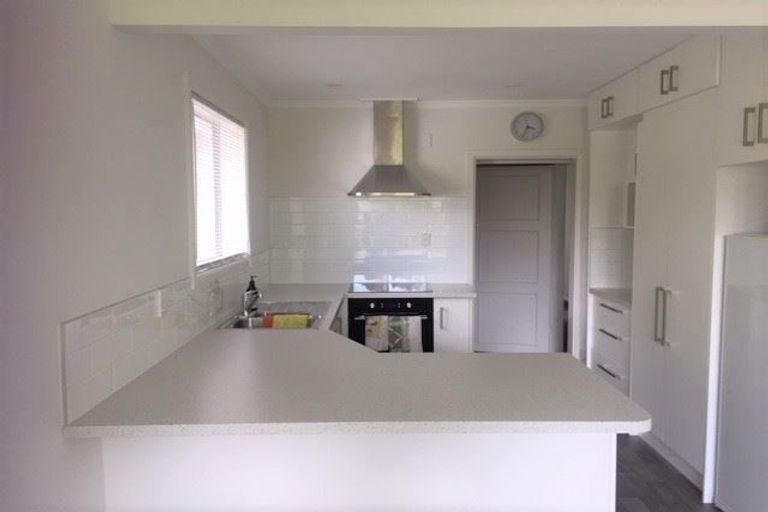 Photo of property in 72 Withells Road, Avonhead, Christchurch, 8042