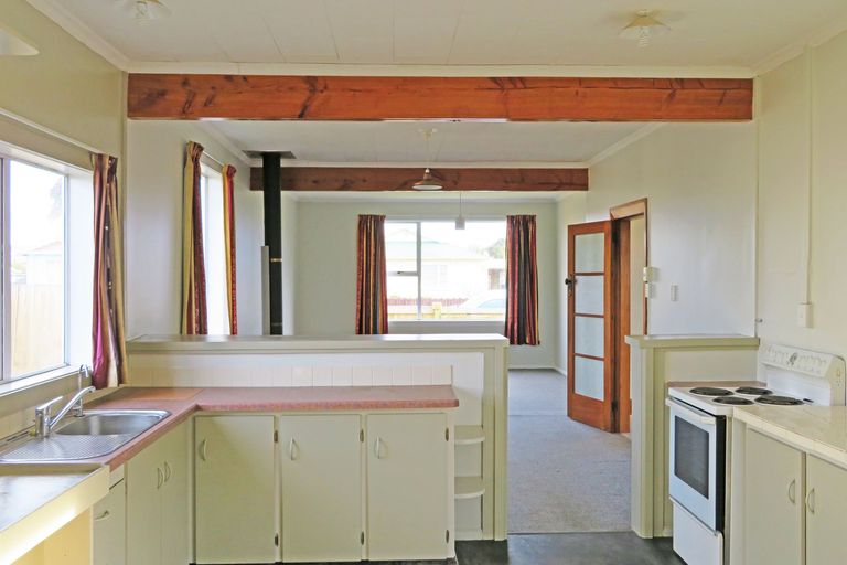 Photo of property in 18 Lynn Street, Oamaru North, Oamaru, 9400