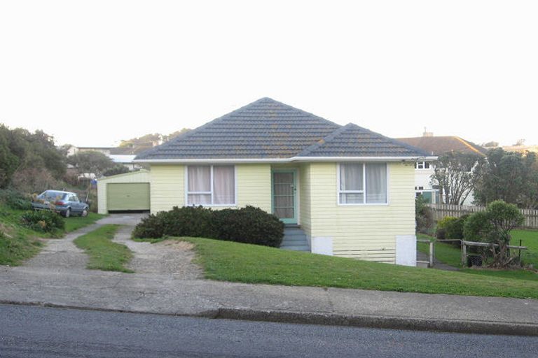 Photo of property in 53 Jillett Street, Titahi Bay, Porirua, 5022