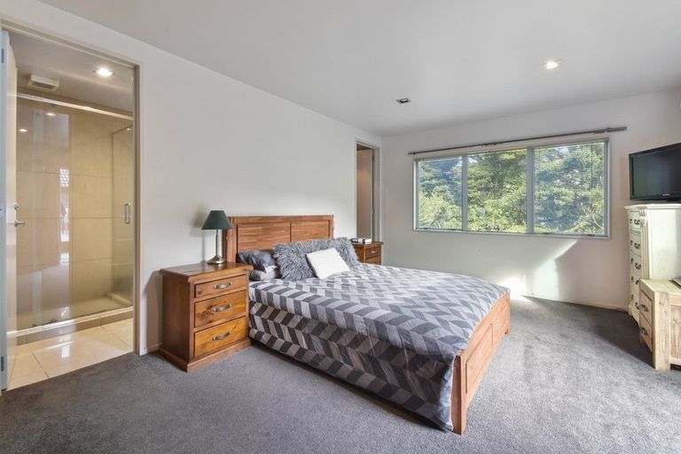 Photo of property in 17 Elias Court, The Gardens, Auckland, 2105