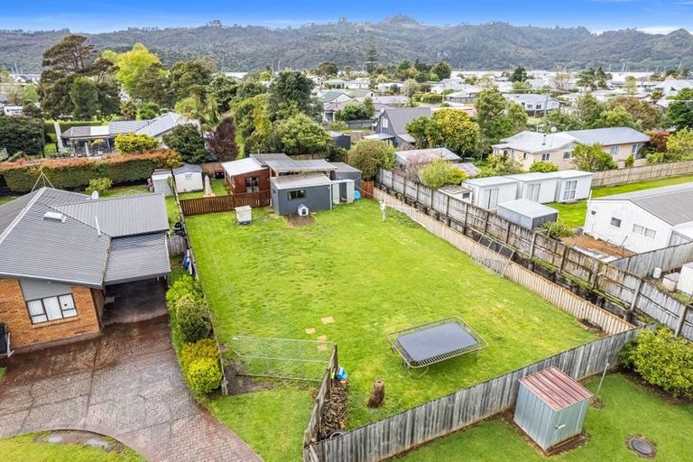 Photo of property in 17 Cook Drive, Whitianga, 3510