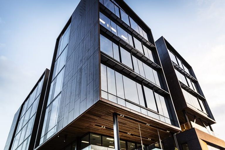 Photo of property in 12 Madden Avenue, Kumeu, 0810