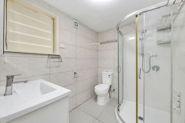 Photo of property in 34 Landon Avenue, Mangere East, Auckland, 2024