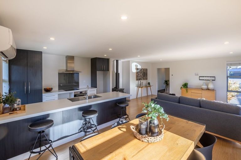 Photo of property in 10 Shale Court, Rolleston, 7614