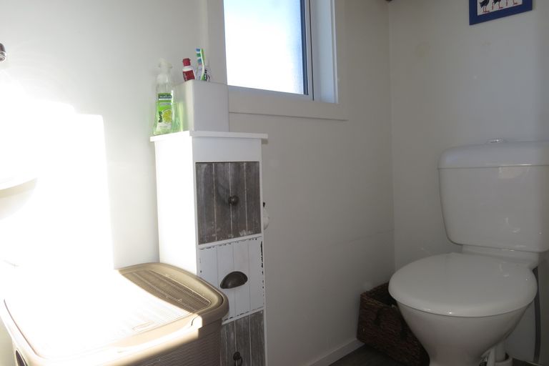 Photo of property in 123 School Road, Te Horo, Otaki, 5582