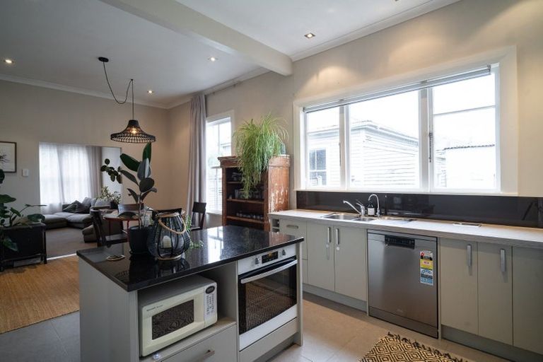 Photo of property in 75 Norton Road, Frankton, Hamilton, 3204