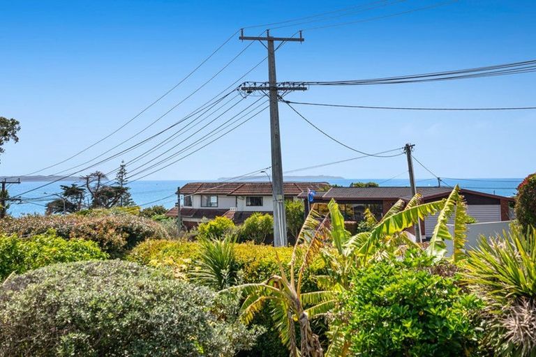 Photo of property in 1/9 Kowhai Road, Mairangi Bay, Auckland, 0630