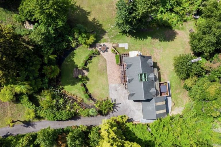 Photo of property in 37a Trelawn Place, Cockle Bay, Auckland, 2014