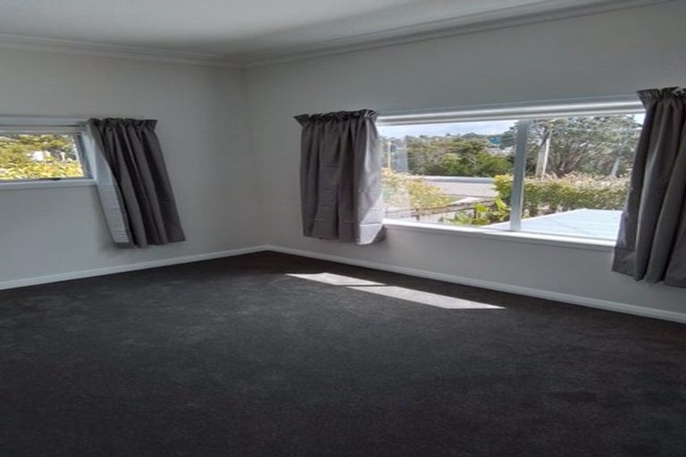 Photo of property in 133 Birkenhead Avenue, Birkenhead, Auckland, 0626