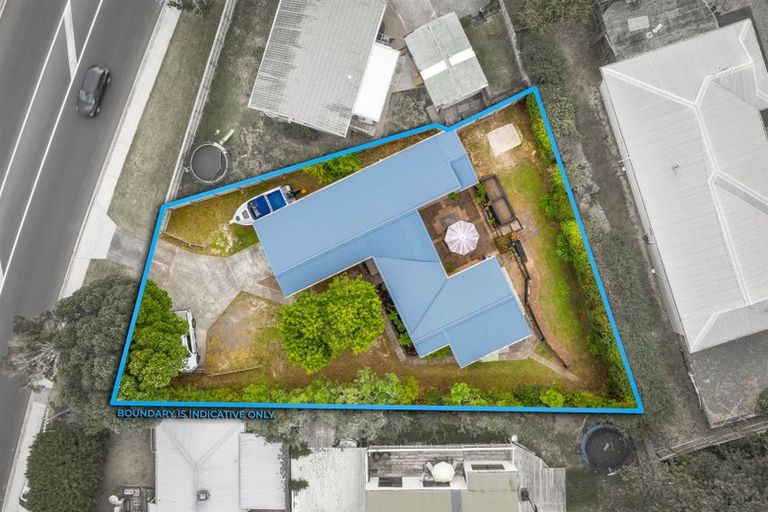 Photo of property in 640 Whangaparaoa Road, Stanmore Bay, Whangaparaoa, 0932