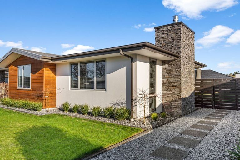 Photo of property in 16 Carpenter Drive, Prebbleton, 7604