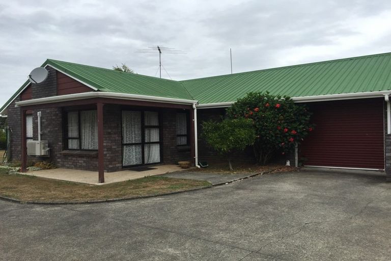 Photo of property in 65a Queen Street, Pukekohe, 2120