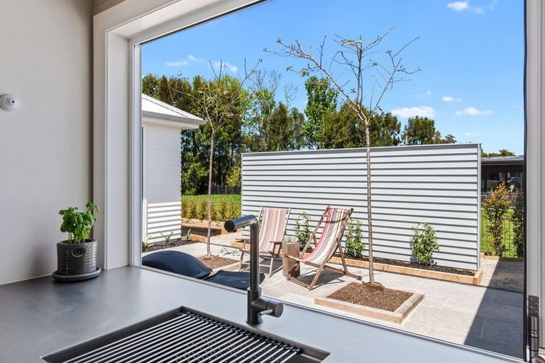 Photo of property in 8 Awanui Crescent, Matakana, Warkworth, 0985