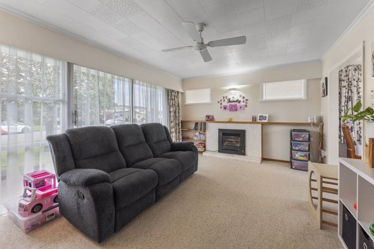 Photo of property in 29 Burn Street, Levin, 5510