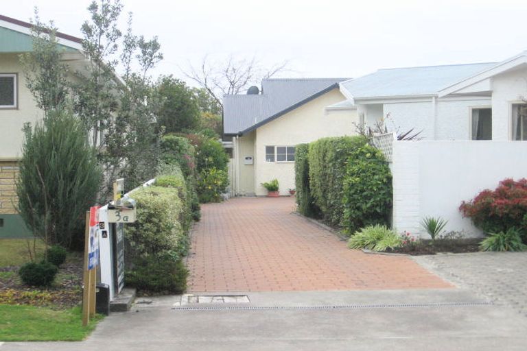 Photo of property in 3 Cambridge Terrace, Taradale, Napier, 4112
