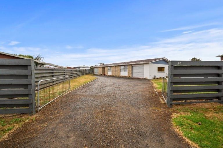 Photo of property in 182 Glover Road, Hawera, 4610