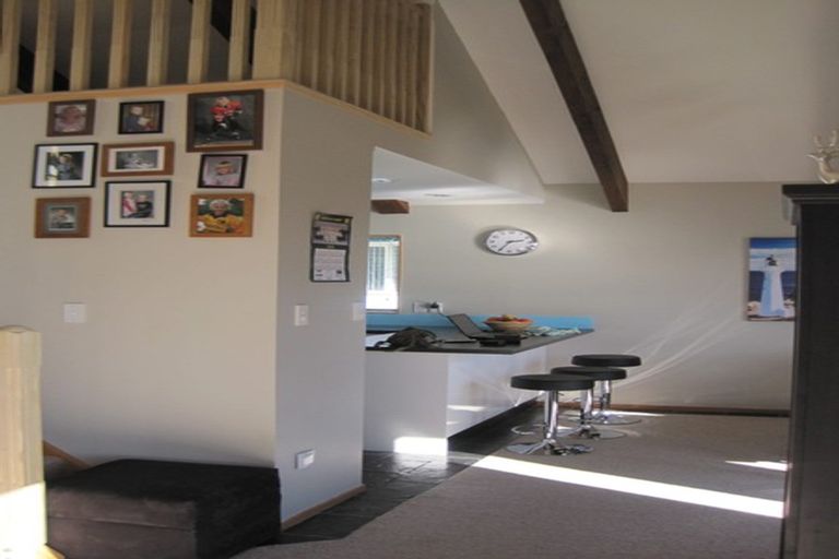 Photo of property in 14 Pa Road, Pukerua Bay, 5026