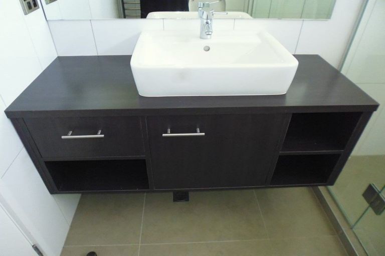 Photo of property in 1/104 Harbour Drive, Otumoetai, Tauranga, 3110