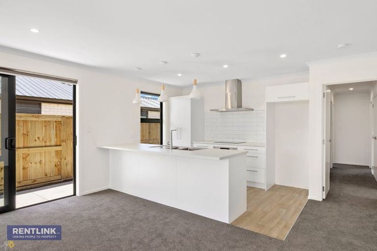 Photo of property in 30 Oioi Lane, Poike, Tauranga, 3112