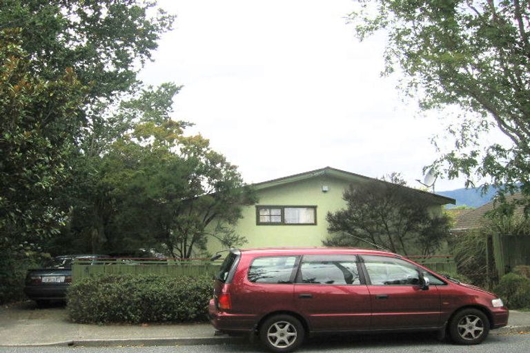 Photo of property in 56 Ebdentown Street, Ebdentown, Upper Hutt, 5018