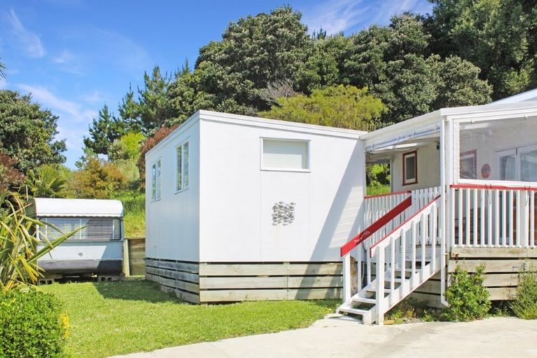 Photo of property in 30a Akitio Esplanade, Akitio, Pongaroa, 4991