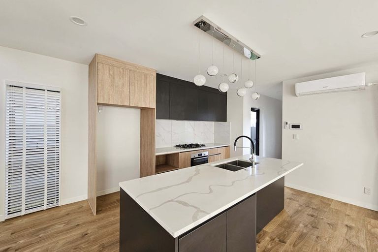 Photo of property in 23 Fredrick Hanson Road, Papakura, 2110