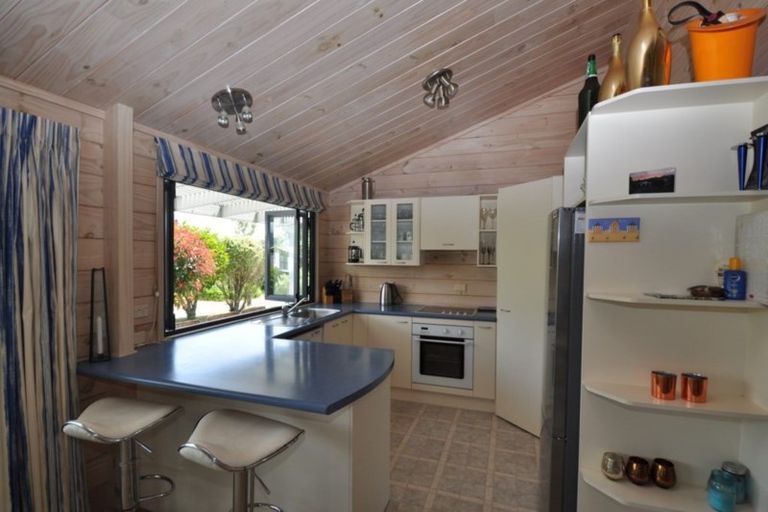 Photo of property in 17 Winderton Way, Pauanui, Hikuai, 3579