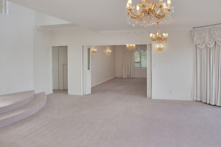 Photo of property in 1 Harry Ell Drive, Cashmere, Christchurch, 8022