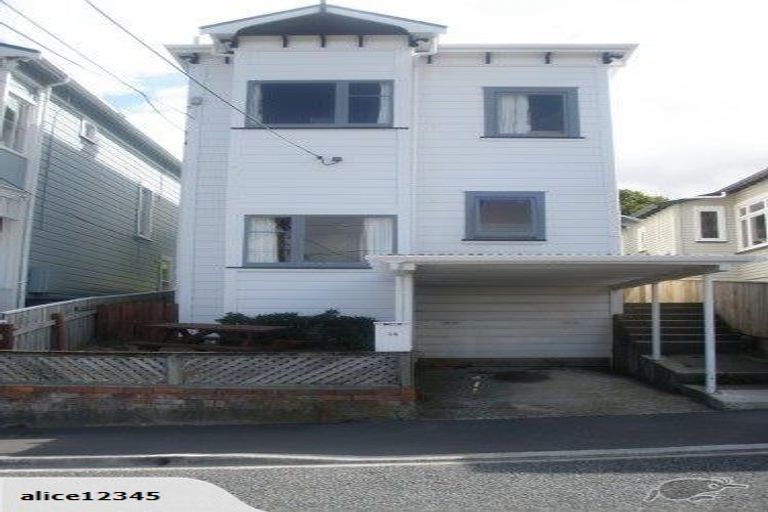 Photo of property in 2/14 Matai Road, Hataitai, Wellington, 6021